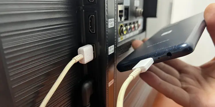 Comment connecter un téléphone à un téléviseur via USB (guide étape par