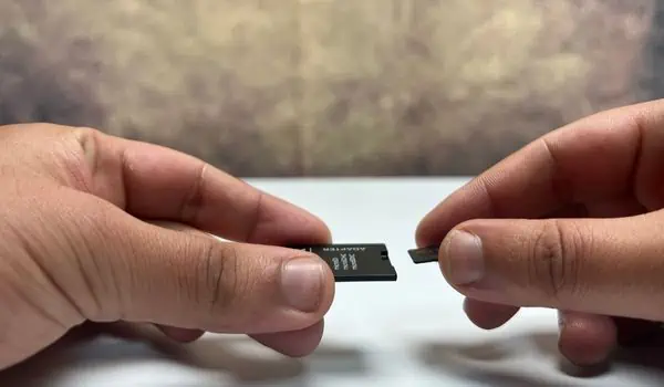 Comment insérer une carte SD sur PC (guide étape par étape) - Mundo Geek