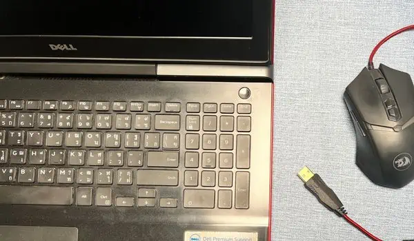La luce ambra o arancione lampeggia sul laptop Dell? 16 modi per ...
