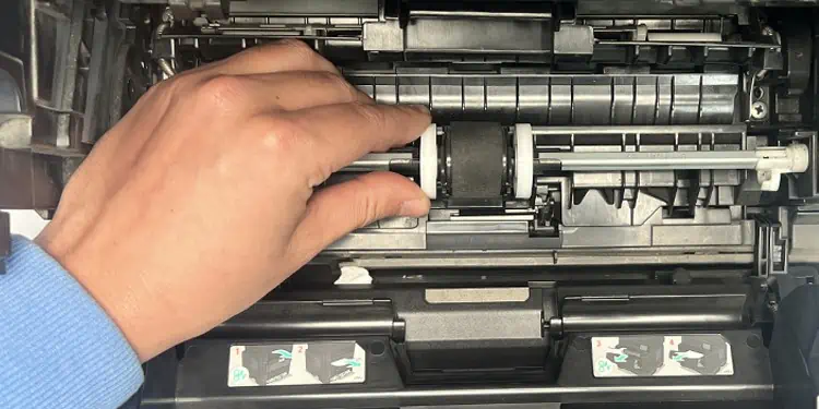 Como limpar os rolos da impressora HP - Mundo Geek