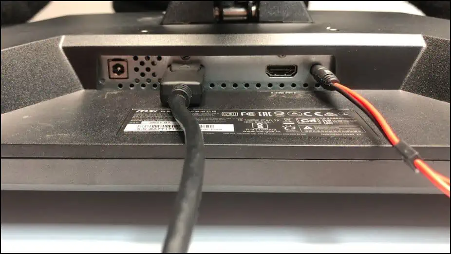 ¿Cómo solucionarlo: no hay señal VGA en el monitor? - Mundo Geek