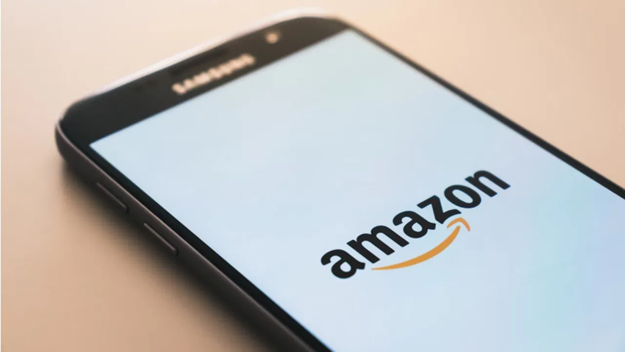 ¿Los guías de compras de Amazon AI realmente facilitan las compras?